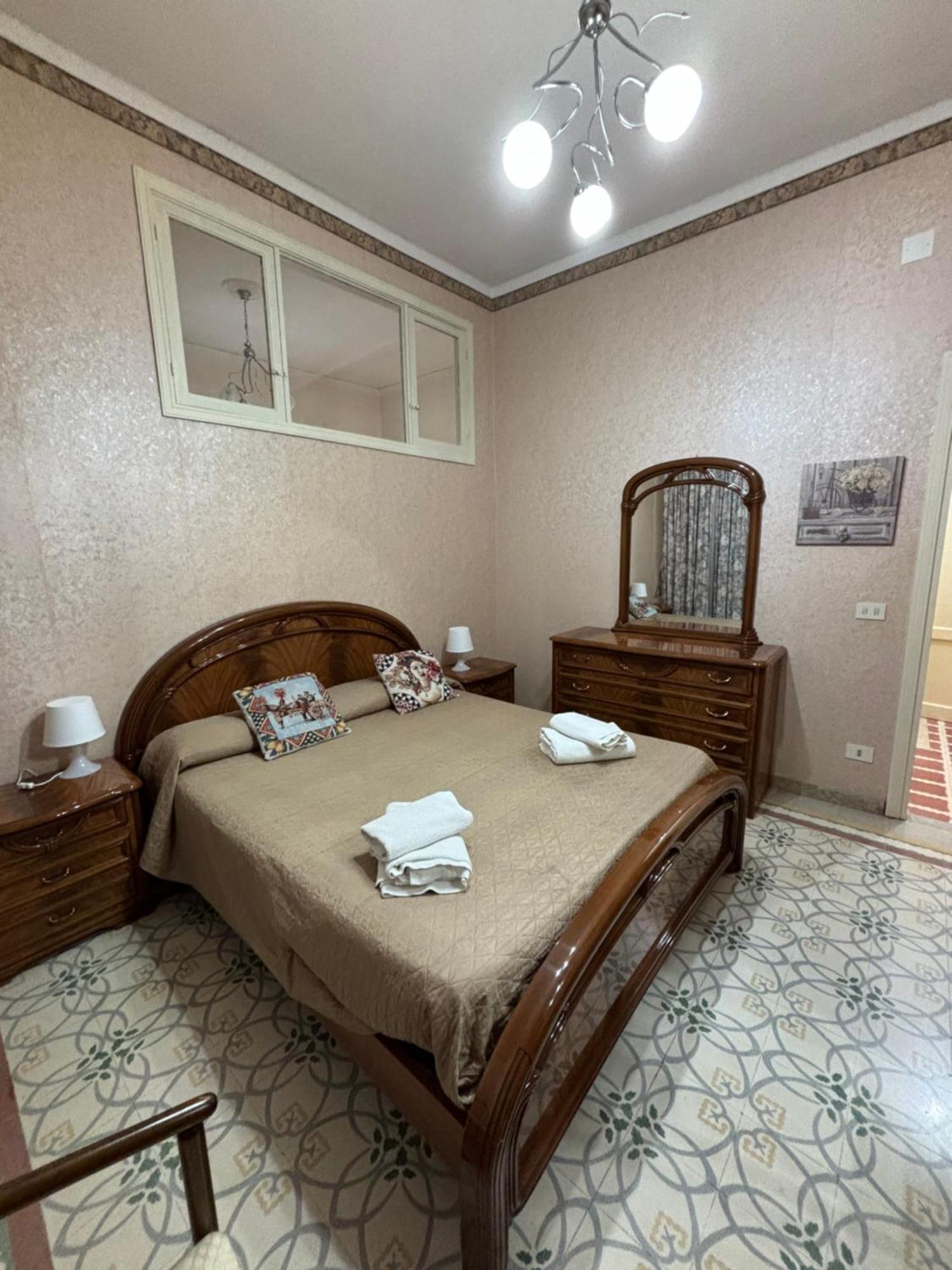November House Cefalu Luaran gambar